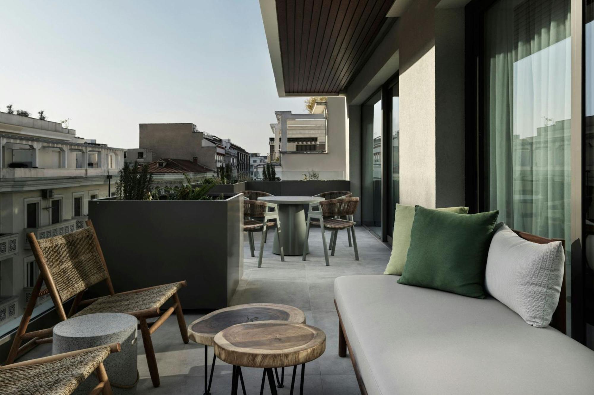 Monasty, Thessaloniki, Autograph Collection Hotel Buitenkant foto The hotel's rooftop