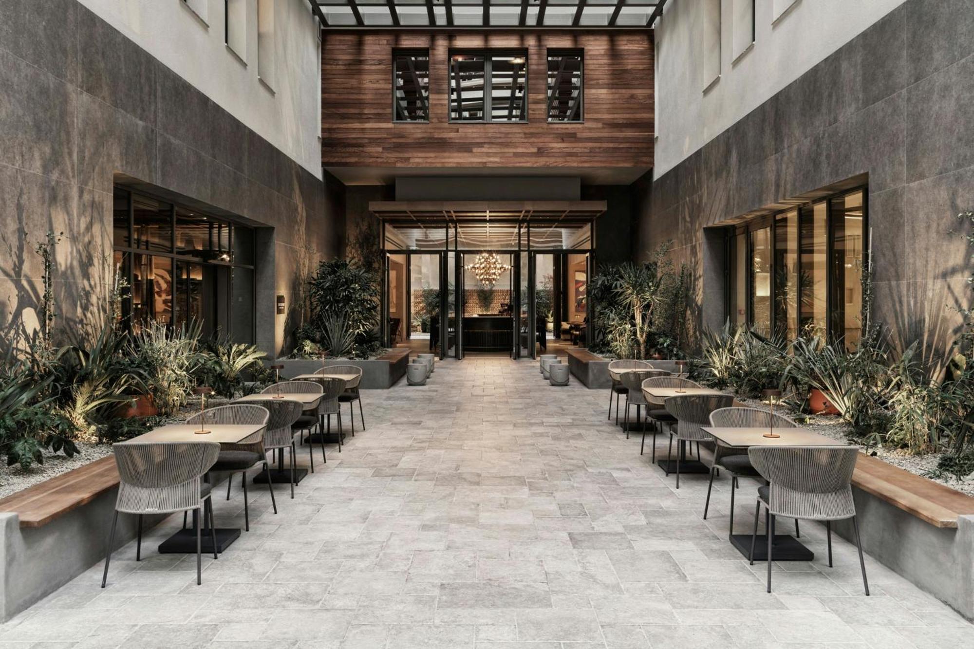 Monasty, Thessaloniki, Autograph Collection Hotel Buitenkant foto Interior of the hotel