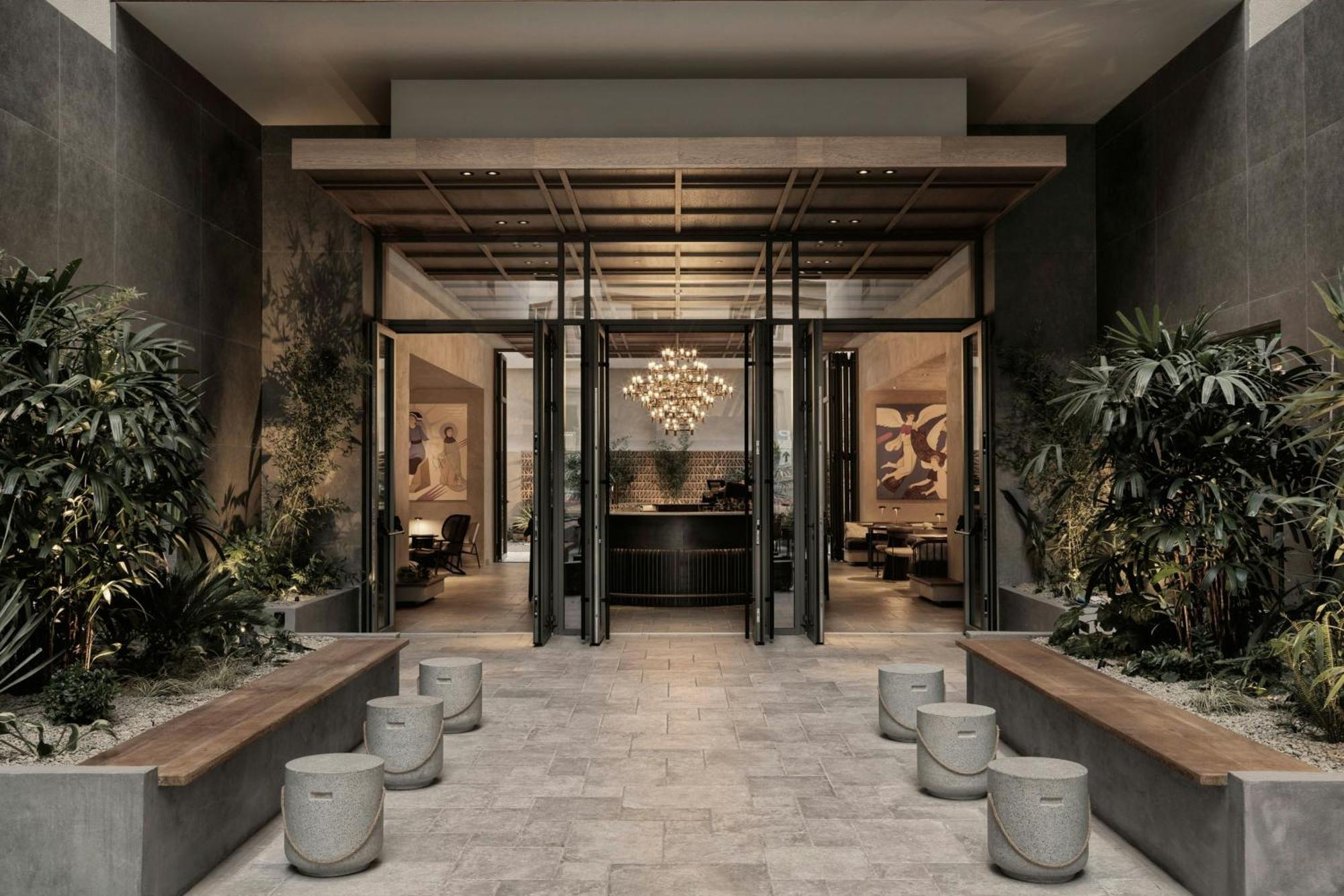 Monasty, Thessaloniki, Autograph Collection Hotel Buitenkant foto The entrance to the hotel